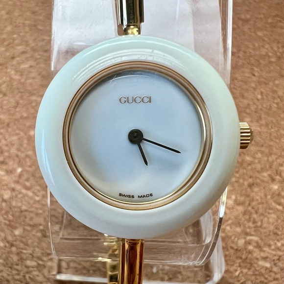 Vintage Gucci 1100L Bangle Watch Set – 12 Interchangeable Bezels, Original Box - Picture 14 of 16